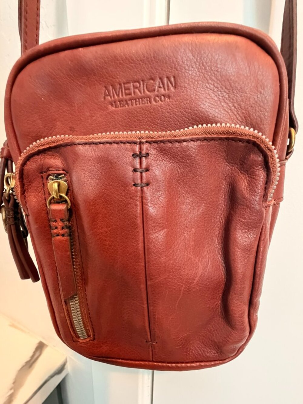American Leather Co. Genuine Leather Crossbody Bag | Adjustable Strap